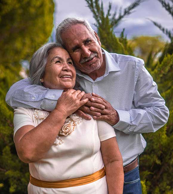 Old-Couple-3n_580x650