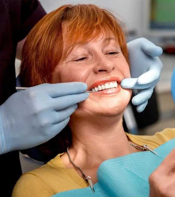 dental_implant_580x650